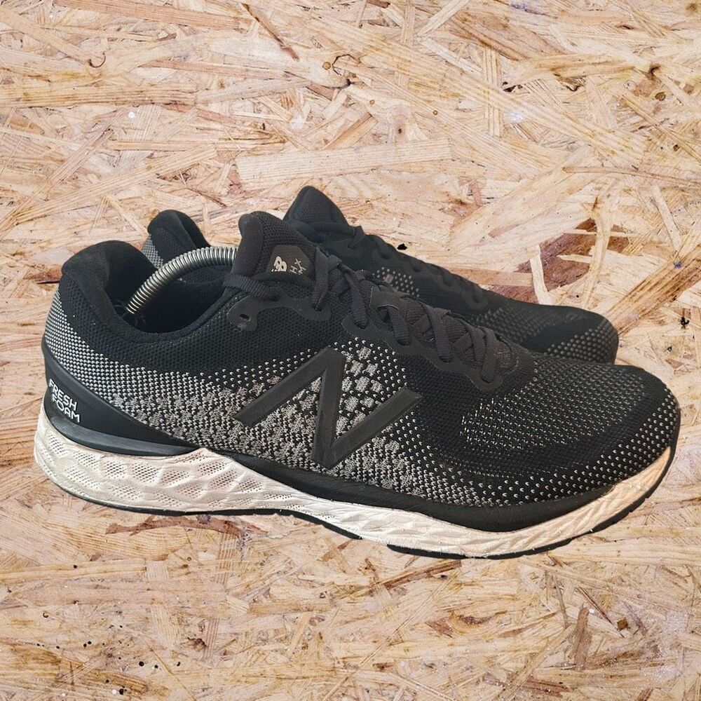New Balance Fresh Foam 880 v10 Mens size 12 D Shoe Black Running sneaker M880K10